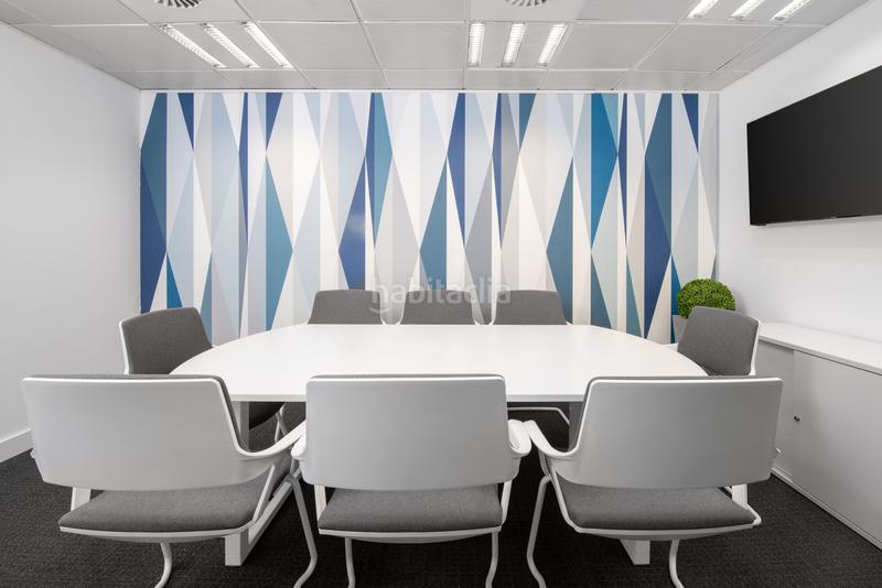 Foto 7b9b7a2f-ea40-4cfe-baef-2dd8aba0b7a3. Rent office space in paseo de la castellana 93 in Madrid