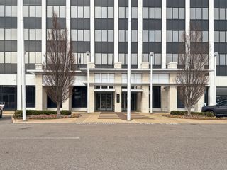 Rent Office space in Avinguda de les corts valencianes 58. Oficina privada en alquiler con todos los servicios para usted y