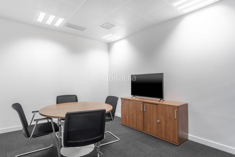Foto 15665c77-7e81-433a-8b81-61a65b3bc772. Rent office space in carrer de tarragona 157 in Hostafrancs Barcelona
