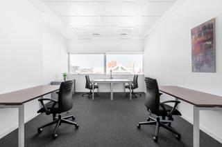 Location Bureau à Avenida eduardo dato 69. Disfrute de acceso a oficinas privadas profesionales con todo in