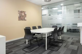 Rent Office space in Calle de las barcas 2. Trabaje en plaza del ayuntamiento o en cualquier otro lugar de n