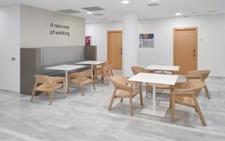 Lloguer Oficina a Avinguda de les corts valencianes 58. Trabaje en sorolla center o en cualquier otro lugar de nuestra r