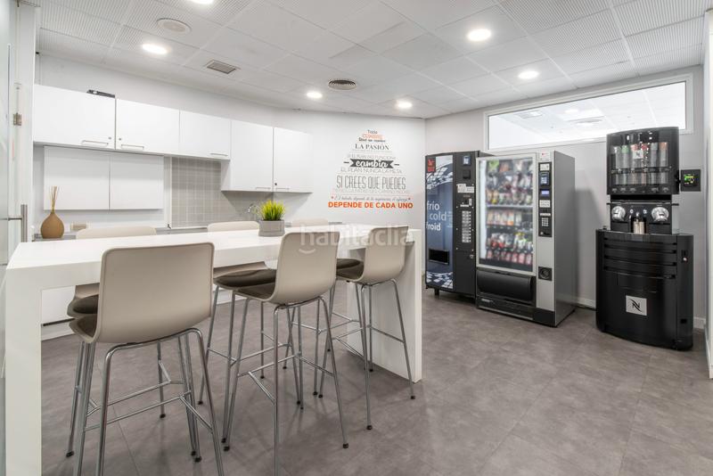 Foto 820855b4-9cfb-4bbf-985e-25c672bf98ee. Location bureau dans calle del pinar 5 dans Castellana Madrid