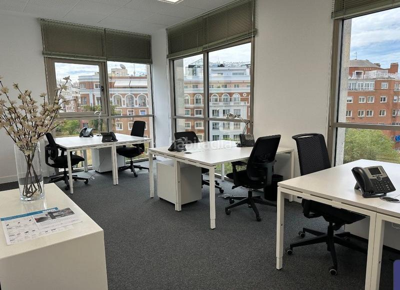 Foto eed34d6b-e9a1-4988-9674-6cf2e43ae813. Rent office space in calle del pinar 5 in Castellana Madrid