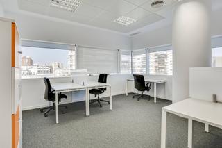 Lloguer Oficina a Avenida eduardo dato 69. Disfrute de acceso con todo incluido a espacios de coworking en
