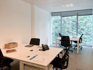 Affitto Ufficio  Paseo de la castellana. Oficinas privadas en alquiler a medida para 4 personas en madrid