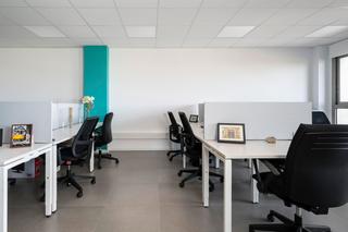 Lloguer Oficina a Carrer gremi de sabaters 21. Disfrute de acceso con todo incluido a espacios de coworking en