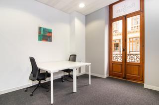 Lloguer Oficina a Carrer de les barques 2. Un espacio de oficinas profesionales en plaza del ayuntamiento c