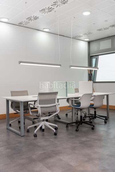 Foto b6264943-a2bd-4be8-af1b-3d9194fa05a5. Rent office space in moll de Barcelona 2 in Raval Barcelona