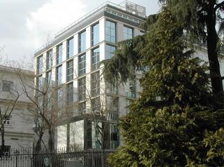 Lloguer Oficina en Calle del pinar 5. Oficinas privadas con todos los servicios para usted y su equipo