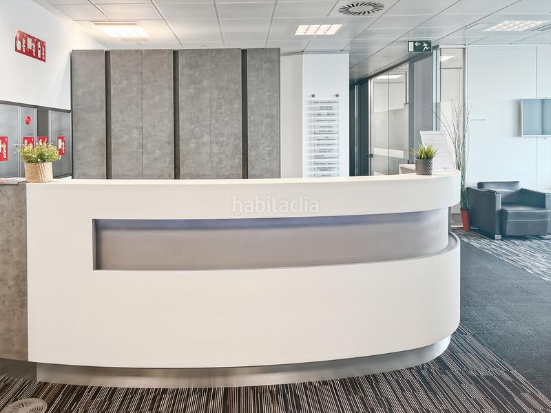 Foto 573029a5-6c12-4082-9087-89522d49f489. Rent office space in paseo de la castellana 259c in Madrid