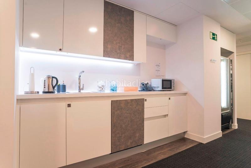 Foto 1dd7c45c-8a2a-41d5-83de-26c816c3e551. Location bureau dans carrer d'osona 2 dans Zona Industrial Prat de Llobregat (El)