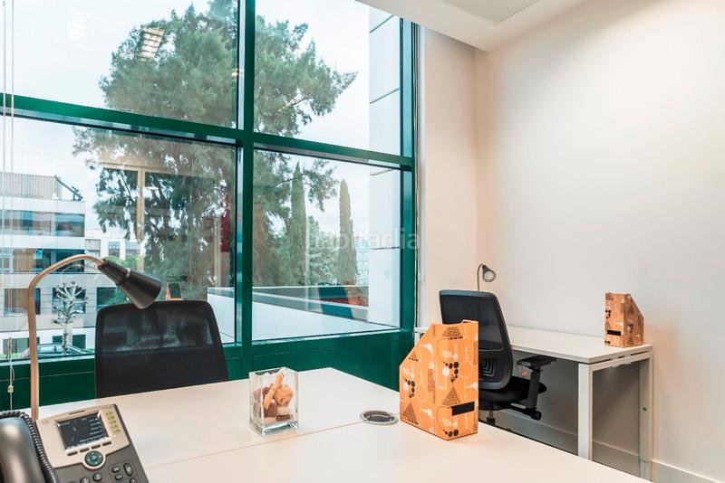 Foto e6e58a7f-2c7b-457c-8246-e614fd47a69d. Location bureau dans carrer d'osona 2 dans Zona Industrial Prat de Llobregat (El)