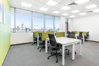 Lloguer Oficina en Calle san francisco 2. Disfrute de acceso con todo incluido a espacios de coworking en