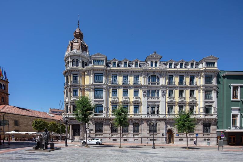 Foto e6639c59-b5c7-4c0a-b400-697d7713e24e. Rent office space in calle san francisco 2 in Salesas - Foncalada - Campoamor Oviedo