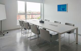 Lloguer Oficina a Avinguda de les corts valencianes 58. Disfrute de acceso a oficinas privadas profesionales con todo in