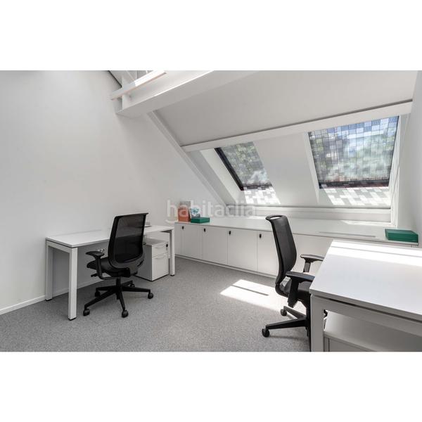 Foto 3eb59f30-0e2b-455a-922b-77b0feb990d9. Location bureau dans calle vía de los poblados 1 dans Madrid