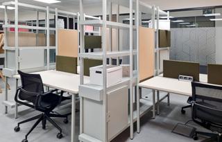 Lloguer Oficina a Via augusta 123. Encuentra un escritorio de uso exclusivo y empieza a trabajar en