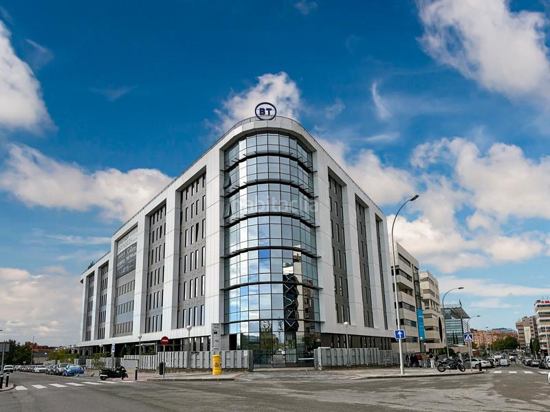 Foto c7ba8539-efe5-4027-9413-d079c407e268. Rent office space in calle de isabel colbrand 6 in Madrid