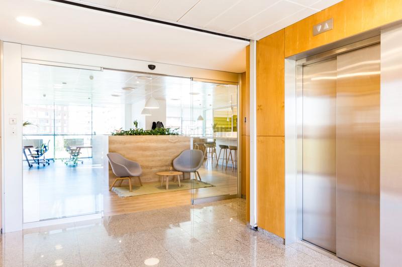 Foto 59ba6c9d-48de-41ad-bce3-0949a11ebd5a. Location bureau dans calle de méndez álvaro 20 dans Madrid