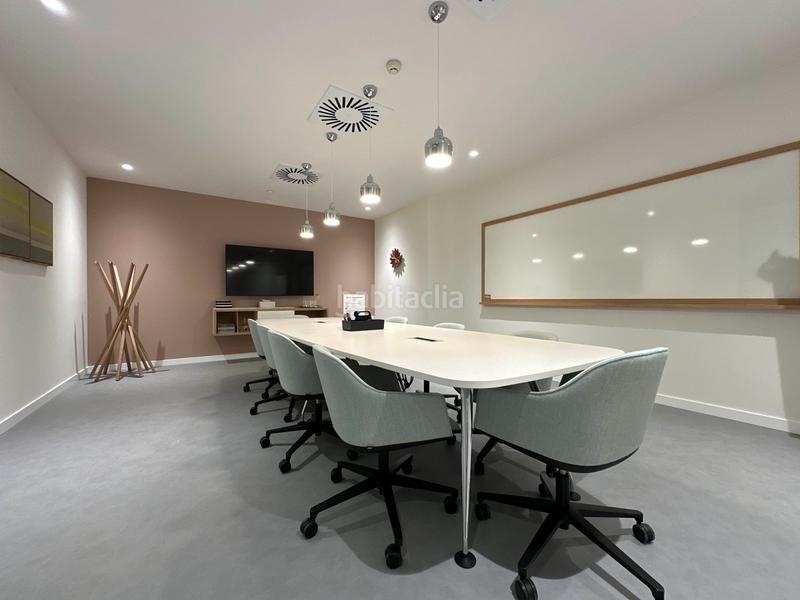 Foto 339b0597-d467-48f8-84cc-ed72133be014. Miete büro in avenida de manoteras 12 in Virgen del Cortijo-Manoteras Madrid