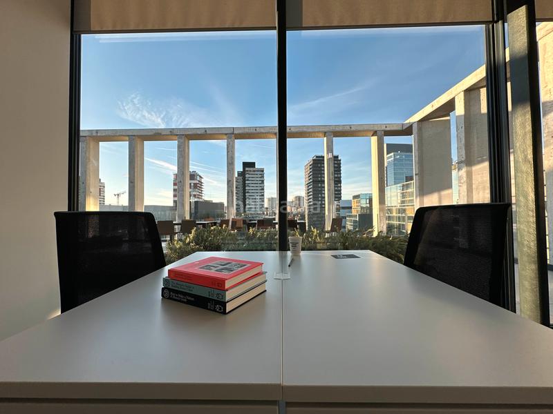 Foto 0cac628b-b57b-49f6-ba06-d608159fc92d. Location bureau dans avenida de manoteras 12 dans Virgen del Cortijo-Manoteras Madrid