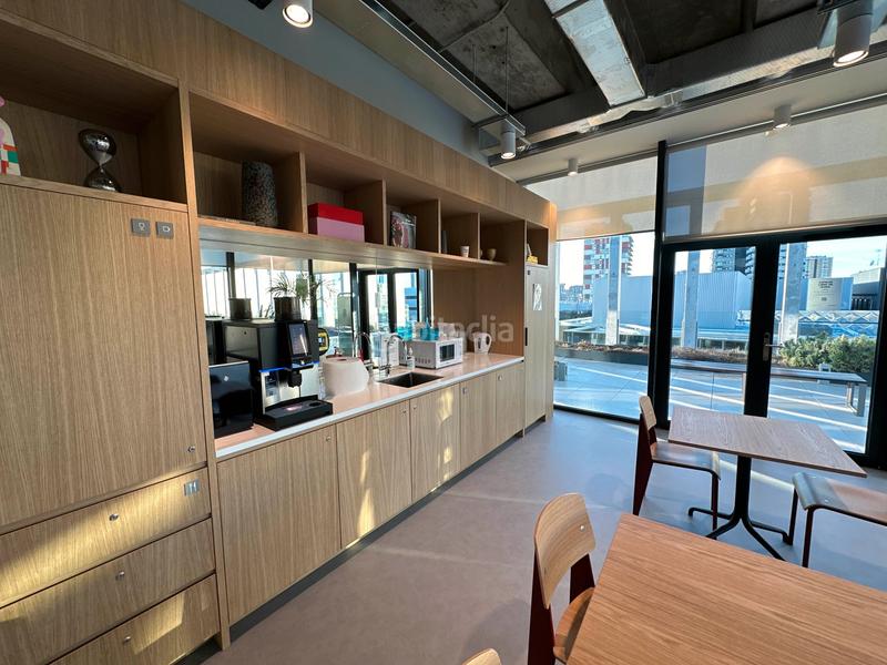 Foto f5b2a544-1608-4abb-a2f9-844264a9948d. Location bureau dans avenida de manoteras 12 dans Virgen del Cortijo-Manoteras Madrid