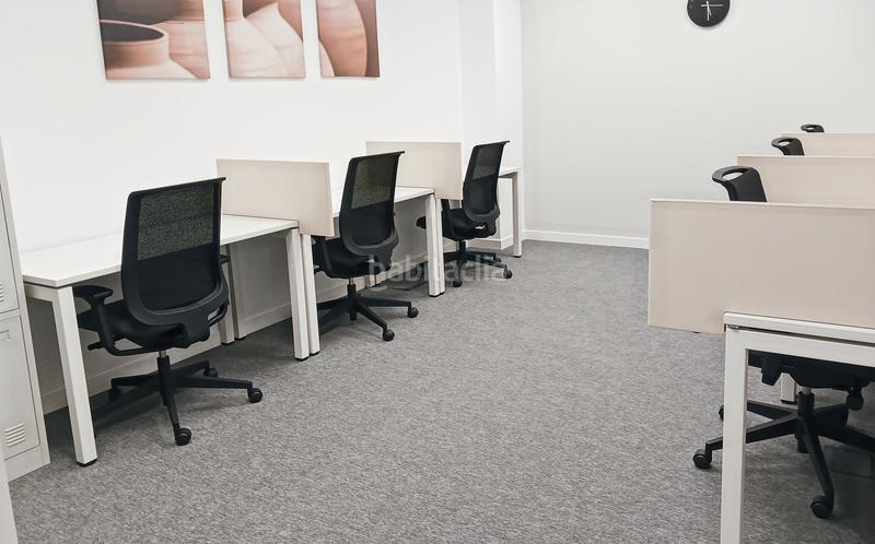 Foto 5bab0065-d7c2-4702-a617-7a5d9fde60ed. Rent office space in calle gobelas 35 in La Florida - El Plantío Madrid