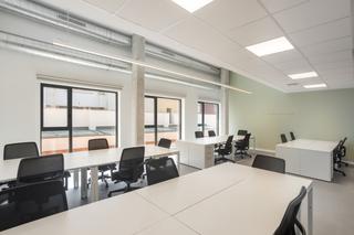 Location Bureau à Passatge de mas de roda 6 - 14. Gran espacio de oficina en alquiler para 49 personas en barcelon
