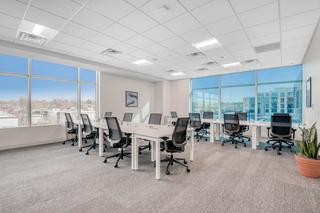 Miete Büro in Avenida de bruselas 7. Gran espacio de oficina en alquiler para 42 personas en madrid,