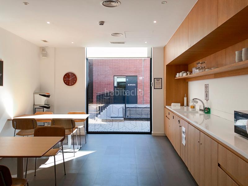 Foto a2b4c15d-3254-4671-8d66-ff4b1ecb540f. Rent office space in passatge de mas de roda 6 in Barcelona