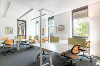 Lloguer Oficina a Calle olof palme 28. Disfrute de acceso con todo incluido a espacios de coworking en