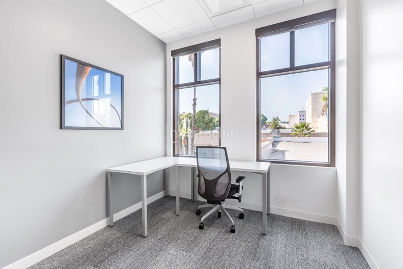 Foto 2d1f3e88-f765-4c60-b08a-35873c75d9e8. Rent office space in paseo de la castellana 93 in Madrid