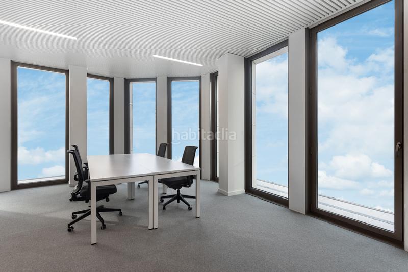 Foto 09ff0540-8beb-43ea-afc6-433e29ee61b2. Rent office space in paseo de la castellana 93 in Madrid