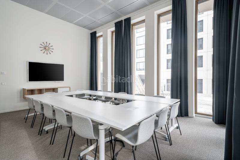 Foto f9685b20-7e2d-4716-8a9d-305d1b2bd9e9. Miete büro in paseo de la castellana 93 in Cuatro Caminos - Azca Madrid