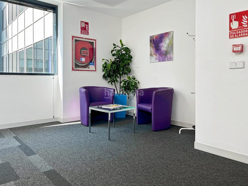 Foto a74a05da-0ea9-499c-a394-872e658c66b3. Rent office space in carrer del triangle 1 in St. Pere - Sta. Caterina - El Born Barcelona