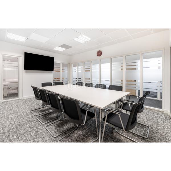 Foto db61c05a-3fc3-44d4-b100-a4767d174d0e. Miete büro in avenida fuente de la mora 9 in Virgen del Cortijo-Manoteras Madrid