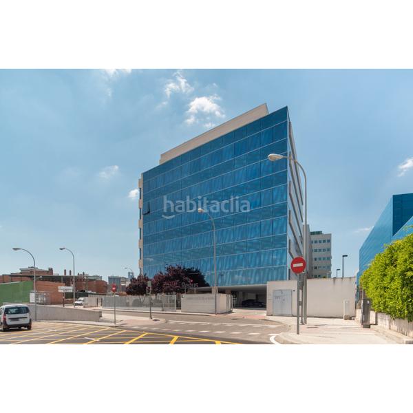 Foto fd83920b-c499-4ed4-8a0e-c02284e177c7. Miete büro in avenida fuente de la mora 9 in Virgen del Cortijo-Manoteras Madrid