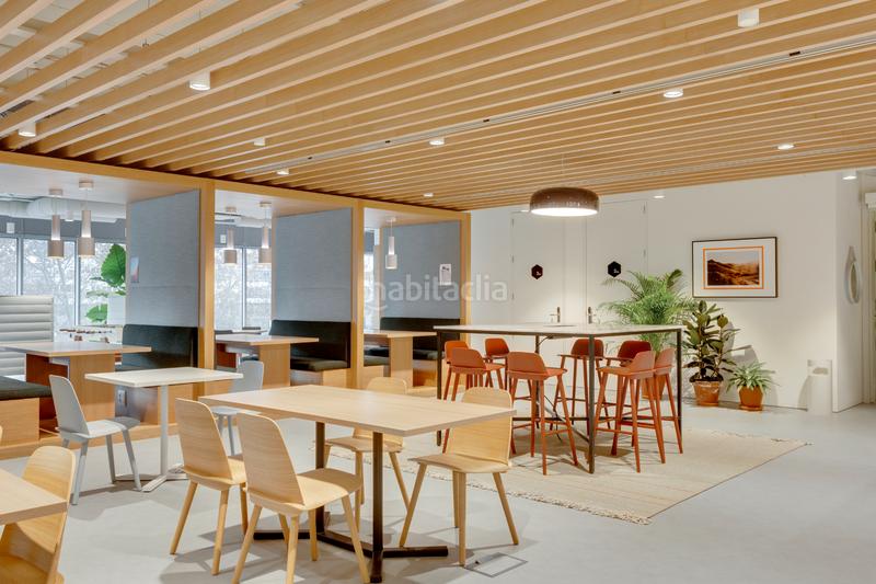 Foto 614097b6-b246-48d1-9a57-65363c3d2b66. Rent office space in paseo de la castellana 200 in Madrid