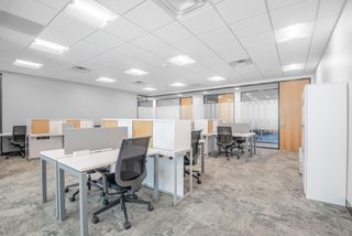Affitto Ufficio in Avenida cortes valencianas 58. Espacios de coworking en regus sorolla center