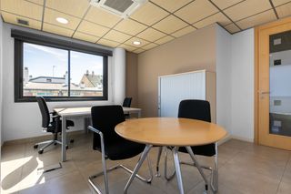Lloguer Oficina a Plaza de las solidaridad 12. Oficina privada en alquiler para 1 persona en regus regus plaza