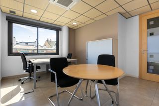 Location Bureau à Plaza de las solidaridad 12. Oficina privada en alquiler  regus regus plaza de la solidaridad