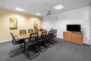 Rent Office space in Avda. de europa 19. Oficina privada en alquiler  regus la moraleja en city