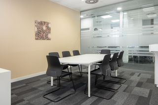 Miete Büro in Calle las barcas 2. Oficina privada en alquiler para 4 personas en regus plaza del a