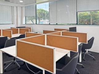 Miete Büro in Carrer d'osona 2. Coworking en alquiler  hq barcelona, mas blau en city