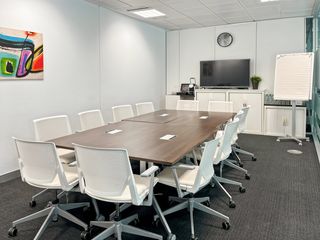 Rent Office space in Paseo de la castellana 259c. Oficina privada en alquiler para 10 personas en regus torre de c