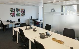 Rent Office space in Paseo de la castellana 93. Oficina privada en alquiler para 5 personas en hq castellana