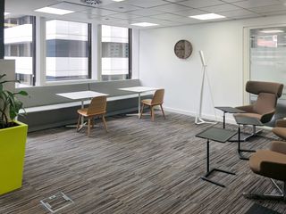 Location Bureau à Paseo de castellana 141. Suscripciones de coworking flexibles en regus cuzco