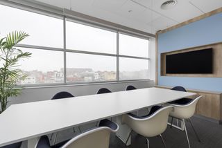 Location Bureau  Plaça de la pau 3. Oficina privada en alquiler para 10 personas en regus wtc almeda