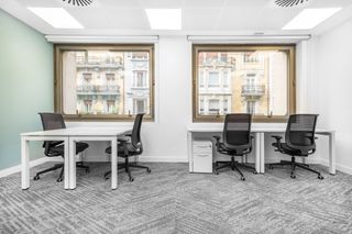 Affitto Ufficio  Avenida libertad 17. Oficina privada en alquiler para 5 personas en regus san sebasti